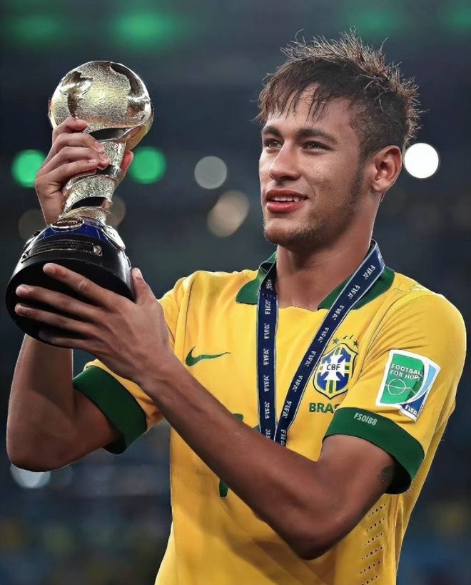 九游娱乐-包含内马尔爆冷击败中国队，出色防守引爆全场！的词条